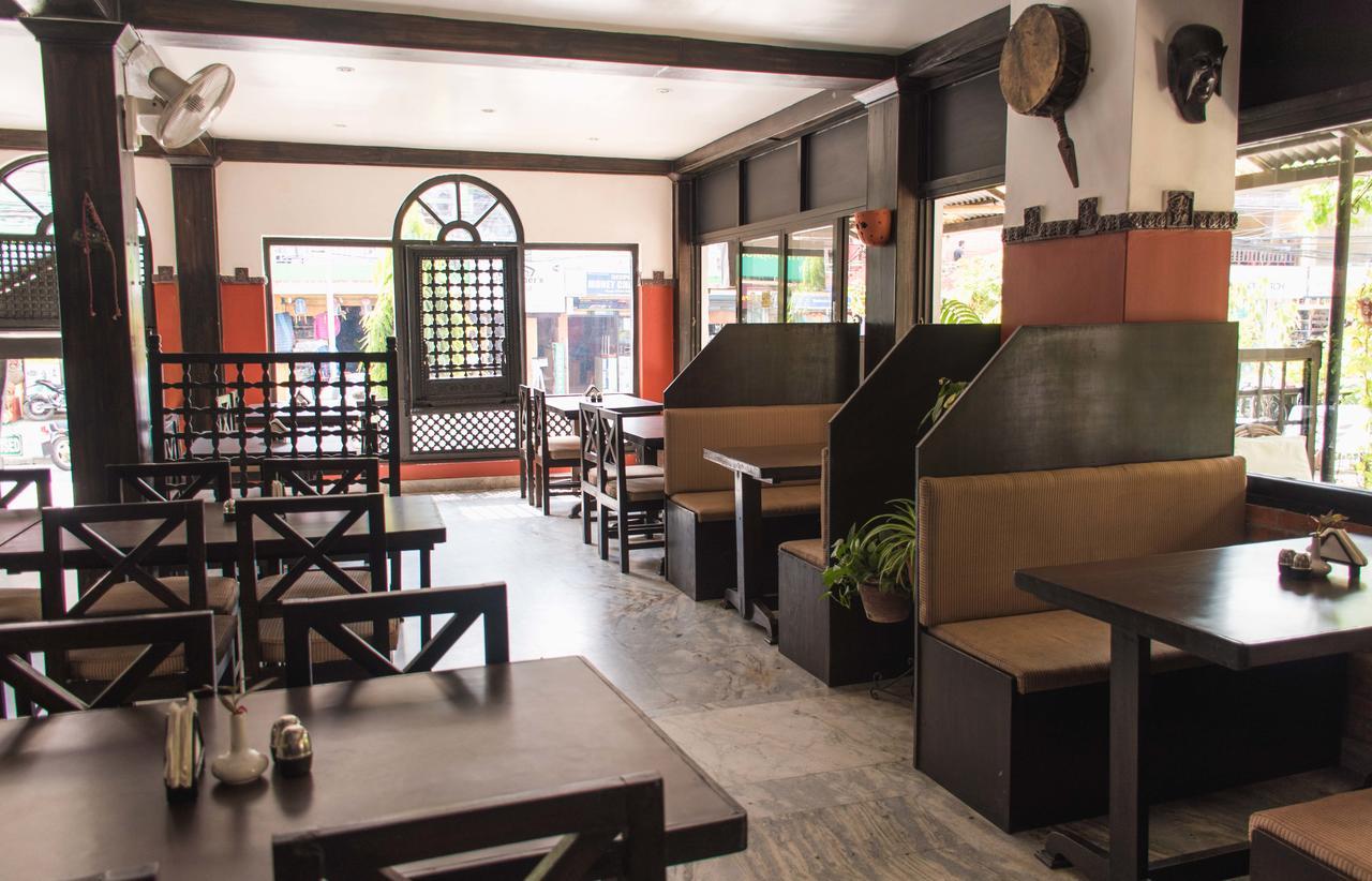 Hotel Meera Pokhara Exterior photo